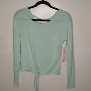 NWT Crave Fame women's size Medium long sleeve tie at waist top.